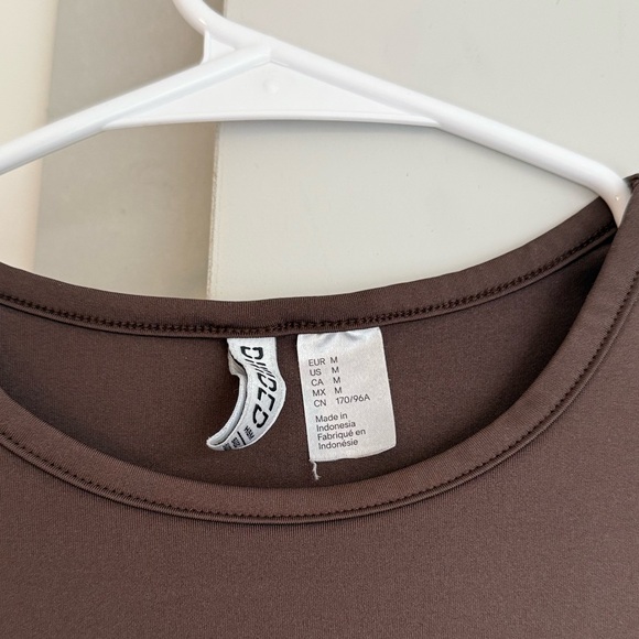 Basic Brown Tee - Picture 2 of 2